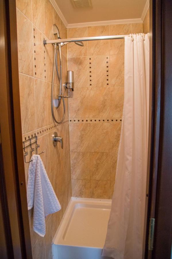 Hotel Опал Stryj Esterno foto